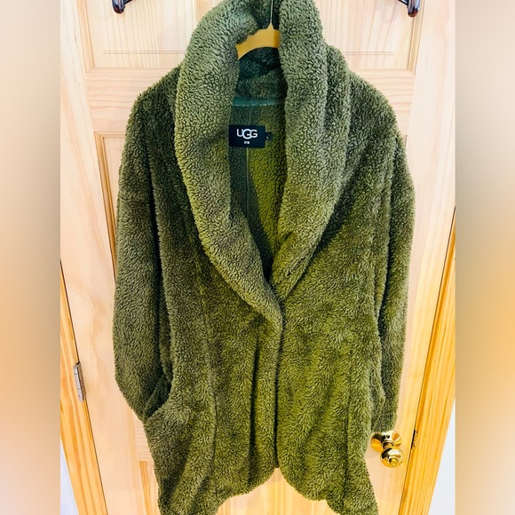 UGG Jackets & Blazers - UGG Annona Sherpa Travel Cardigan Army Green Teddy Jacket Women's Size Large